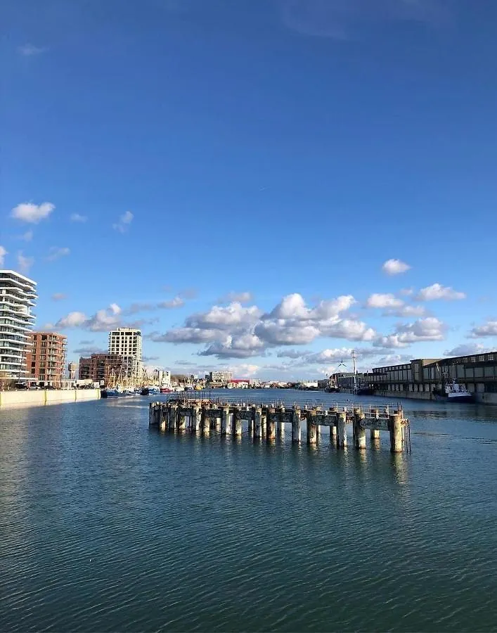 Large Apartment 800M From The Beach 90 Square Meters Ostende Belgique